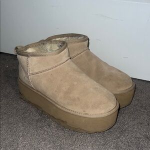 Ugg ultra mini platform mustard seed